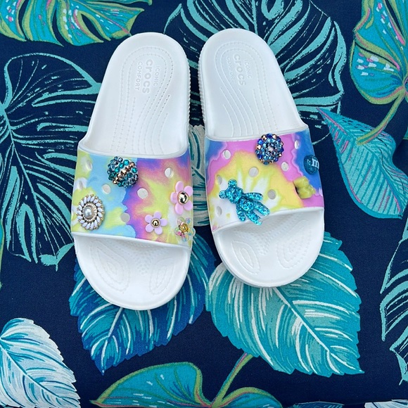 CROCS Shoes - Rocs mens 6 Womens 8 worn once